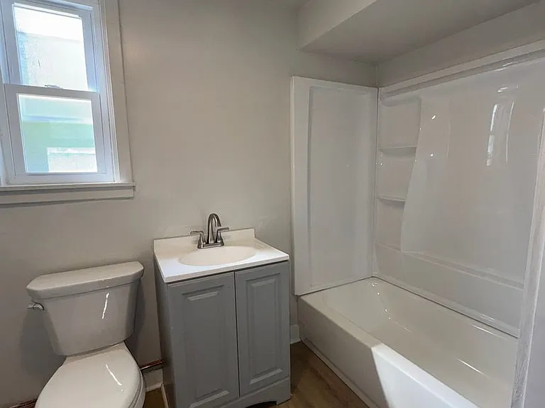 129 Dunbar Ave — Photo 23
