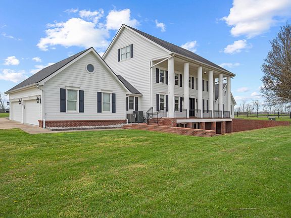 5th image of 3600 Briar Hill Rd