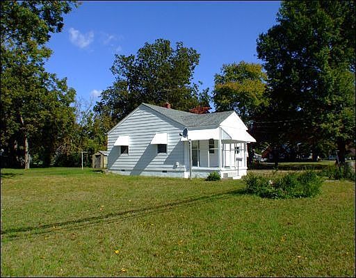 Huge Yard!!!