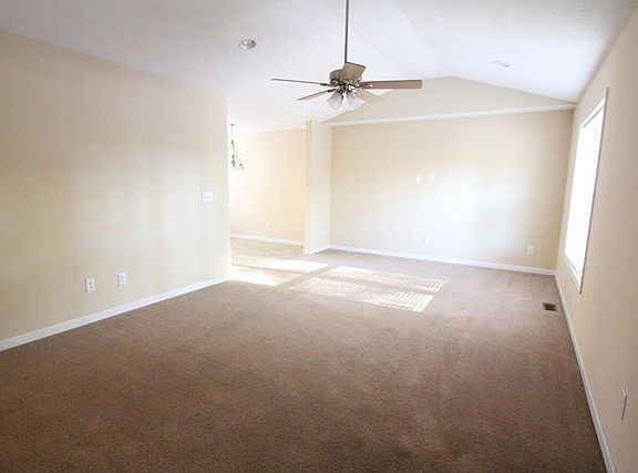 2nd image of 211 Gary Ct