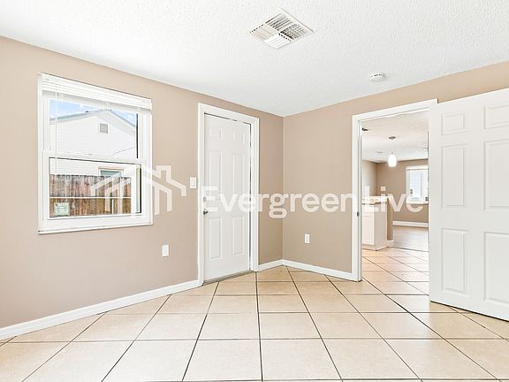 5th image of 11828 Oceanside Dr