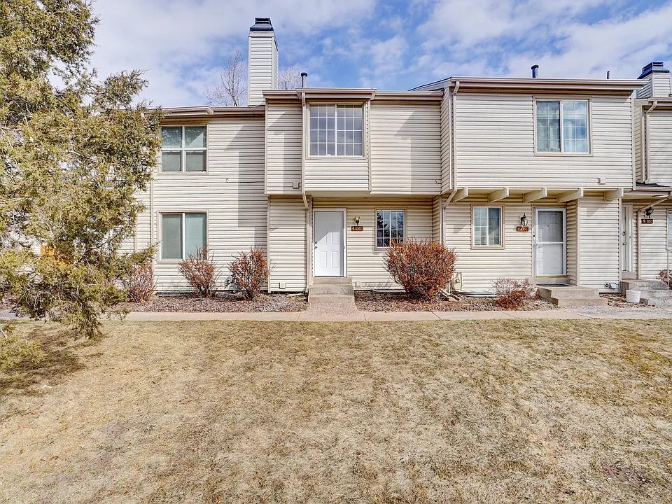 4106 S Mobile Cir #D
