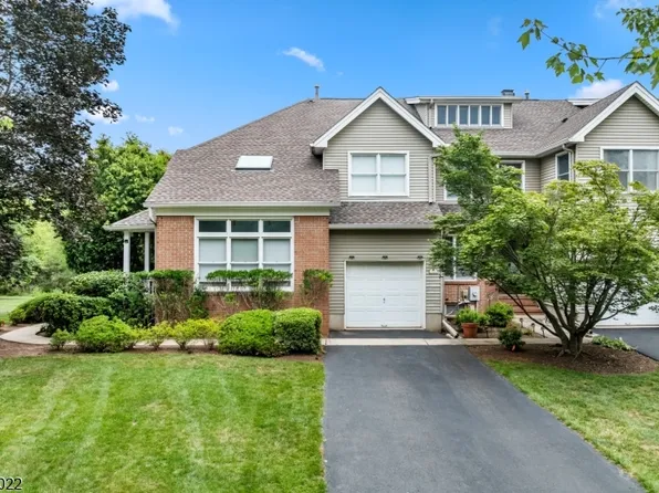 27 Flemming Dr, Hillsborough Twp., NJ 08844