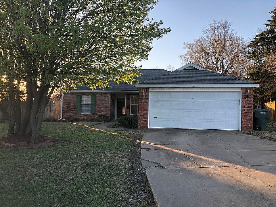 1st image of 1125 S Jasmine Ln