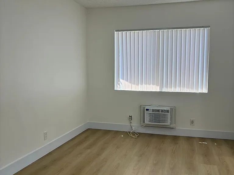 772 N Mallard St — Photo 6
