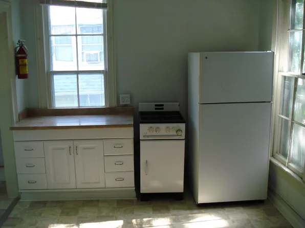 941 Tennessee St APT 3, Lawrence, KS 66044