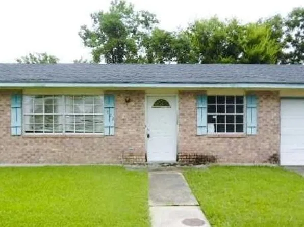 1522 Natchez Ln, La Place, LA 70068
