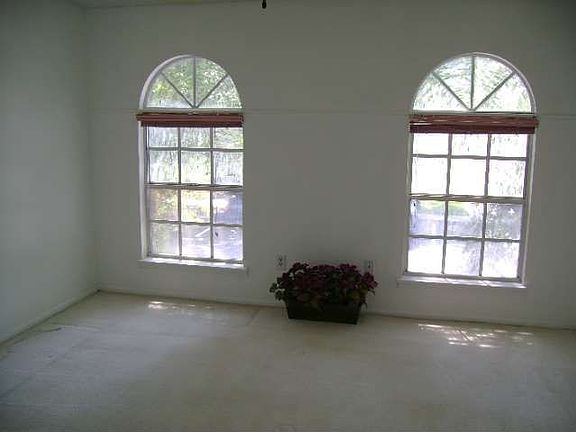 lg.master bedroom w/full bath and 2 lg closets