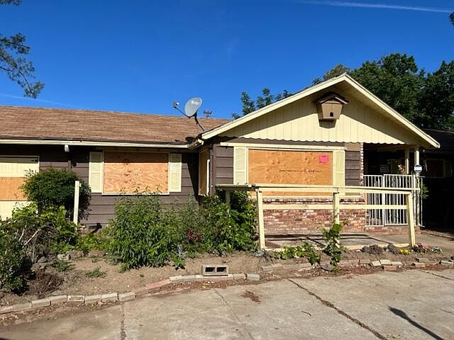 1st image of 3710 Bechelli Ln