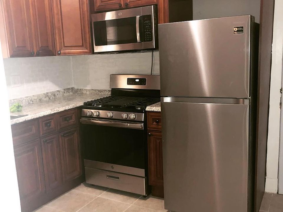 2nd image of 9 Pollock Ave #1