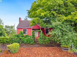 7207 NE Skidmore St, Portland, OR 97218