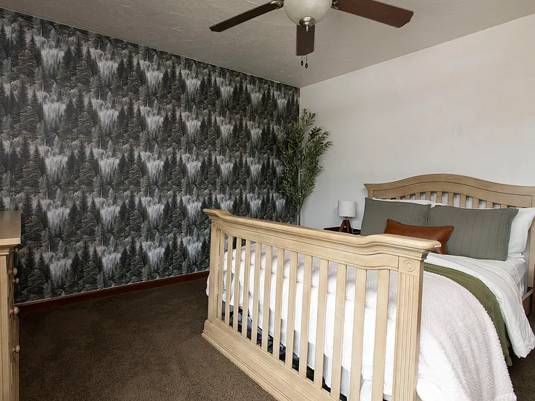 1003 Blackthorne Dr — Photo 15