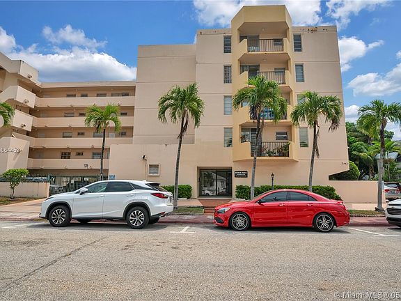 3rd image of 7921 Byron Ave APT 204