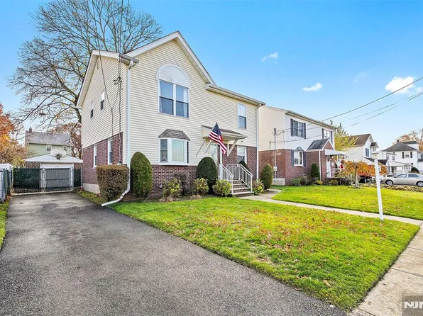 36 William St, Rochelle Park, NJ 07662