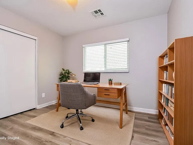 4913 Shady Rim Ct — Photo 16