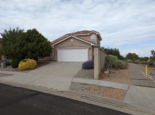 7143 Toulon Dr NE, Albuquerque, NM 87122
