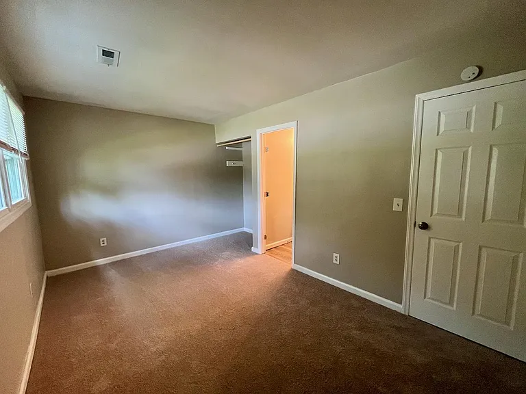 1100 Savannah Dr — Photo 14