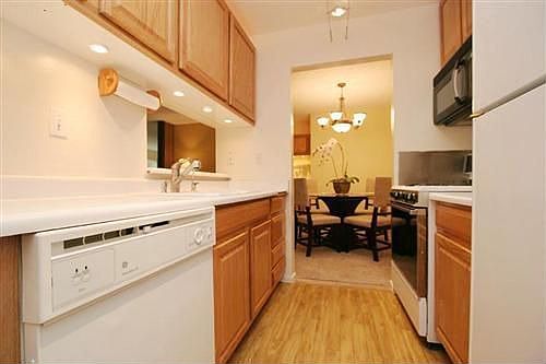 Kitchen w/ Microwave, Dishwasher and Disposal