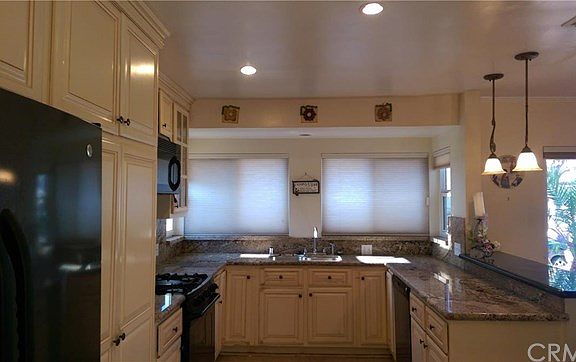 3rd image of 5114 E Harvey Way
