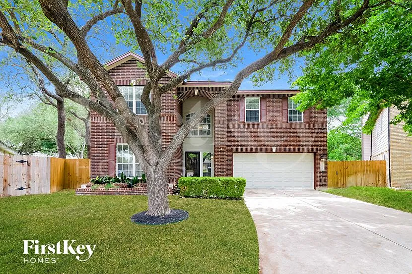 4 bed, 2.5 bath, 3048 sqft, $2,550 — Photo 1