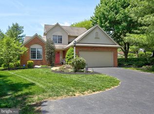 516 Laurel Ave, Lititz, PA 17543