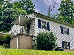 185 Peters Run Rd, Wheeling, WV 26003