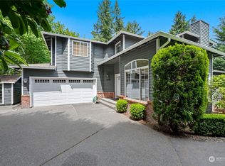 16413 SE 39th Pl, Bellevue, WA