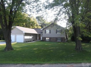 1910 E County Road 1670, Carthage, IL 62321