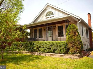 1004 Clearview Ave, Fredericksburg, VA 22405