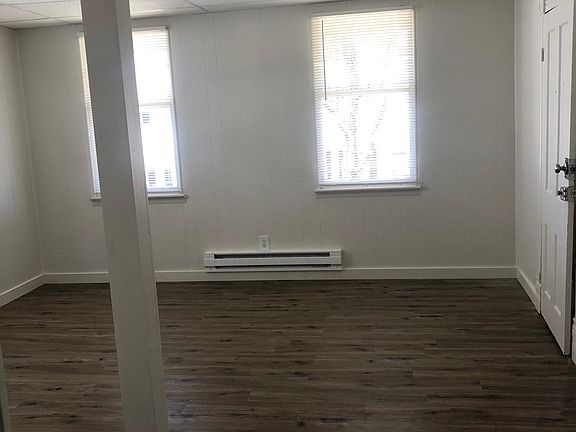 2nd image of 716 Lee Ave APT B
