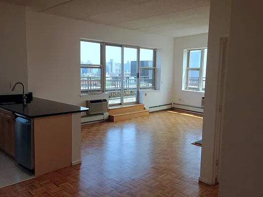 Rented by Manhattan Skyline | media 2