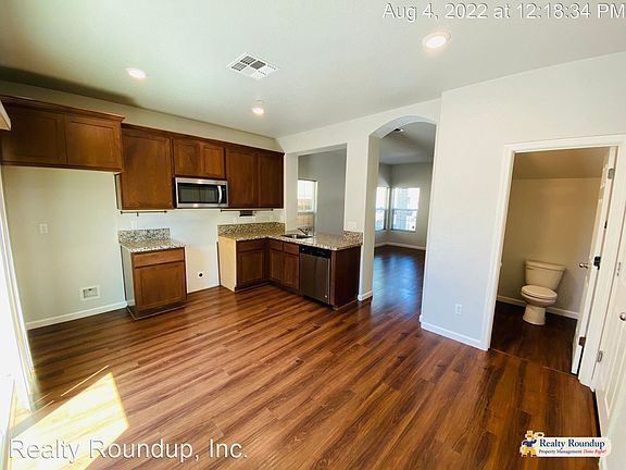 5th image of 8160 Creeping Willow Ln