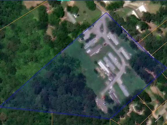 2nd image of 3300 Blue Hill Rd