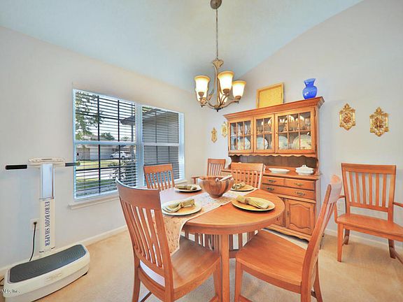 3rd image of 2844 Cross Creek Dr