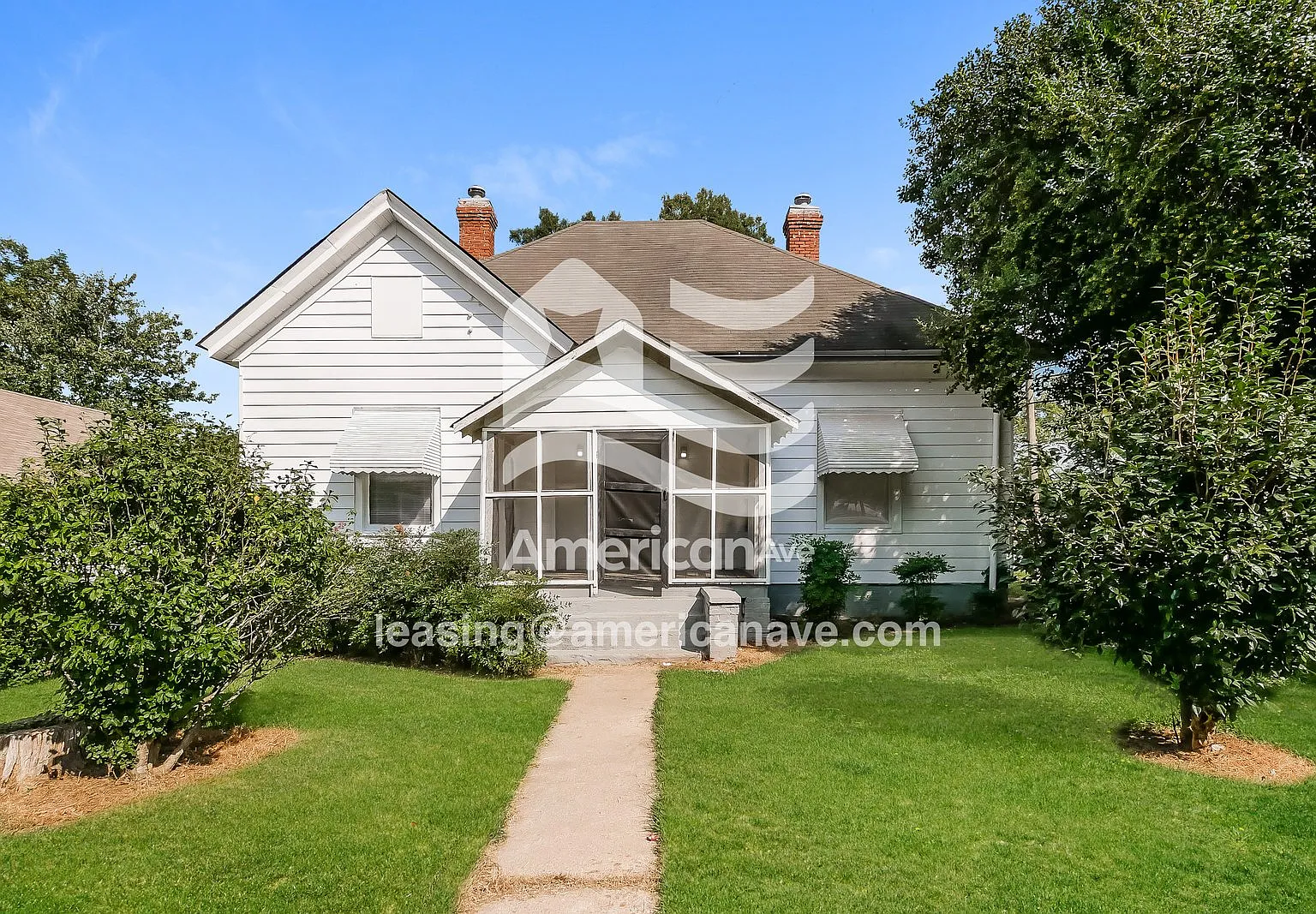 3 bed, 1.5 bath, 1692 sqft, $1,199 — Photo 1