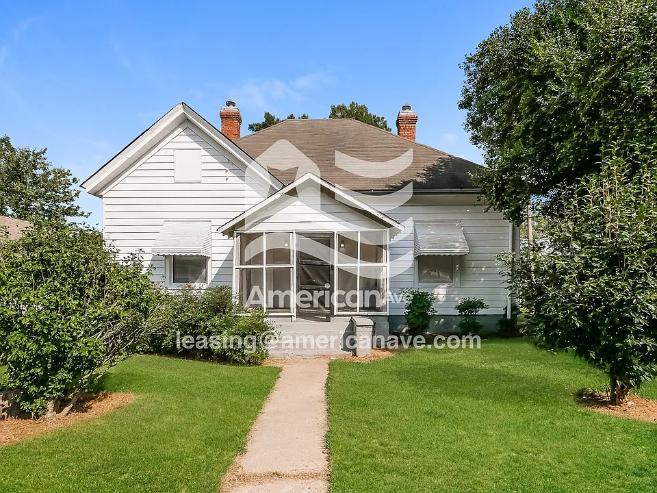 327 Alford St