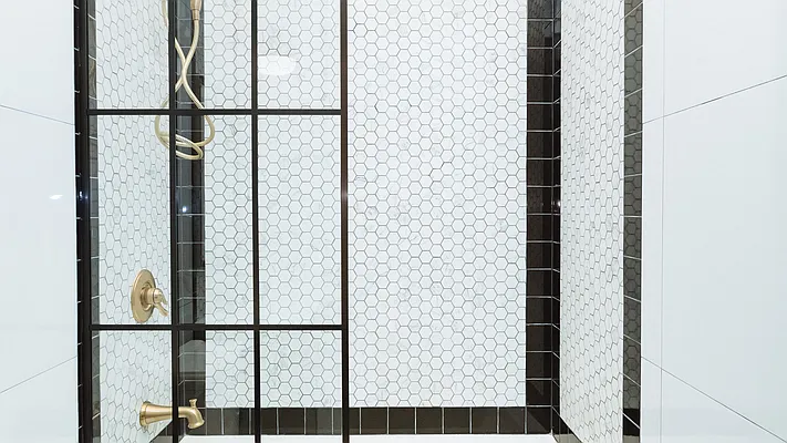 Rented by Nooklyn NYC LLC | media 35