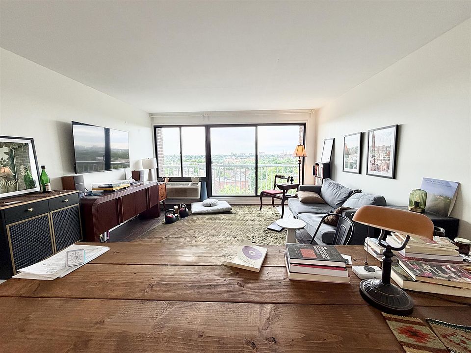1st image of 1105 Mass Ave #11C