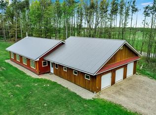 10339 Darien Rd, Holland, NY 14080