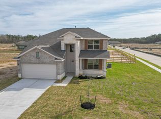 102 Piney Point Ct, Anahuac, TX 77514