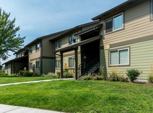 950 SW Madison St #1, Madras, OR 97741