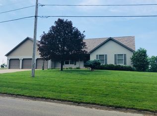 708 Timber Creek Rd, Dixon, IL 61021