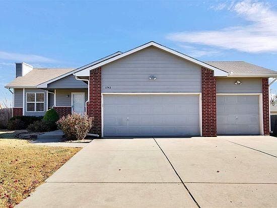1st image of 1742 N Riverbirch Ct
