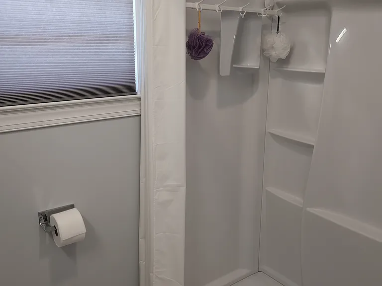 660 Emily Ln — Photo 24