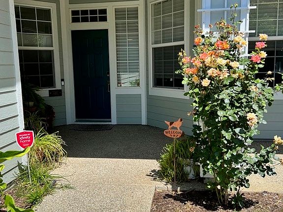 3rd image of 2835 Emerald Bay Dr