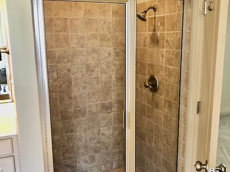 310 Montrose Pl — Photo 10
