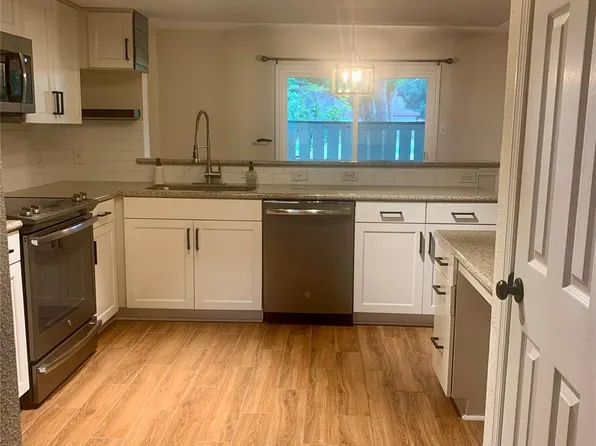 5005 Georgi Ln APT 14, Houston, TX 77092