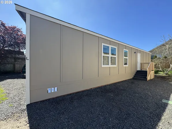 1085 W 1st Ave Unit L, Junction City, OR 97448