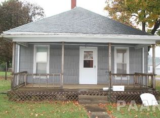 301 S Main St, Armington, IL 61721