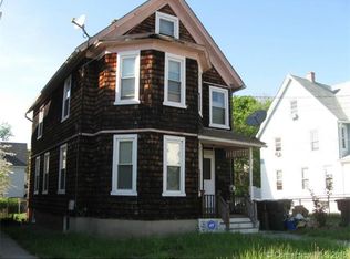 35 Garfield Ave, New London, CT 06320